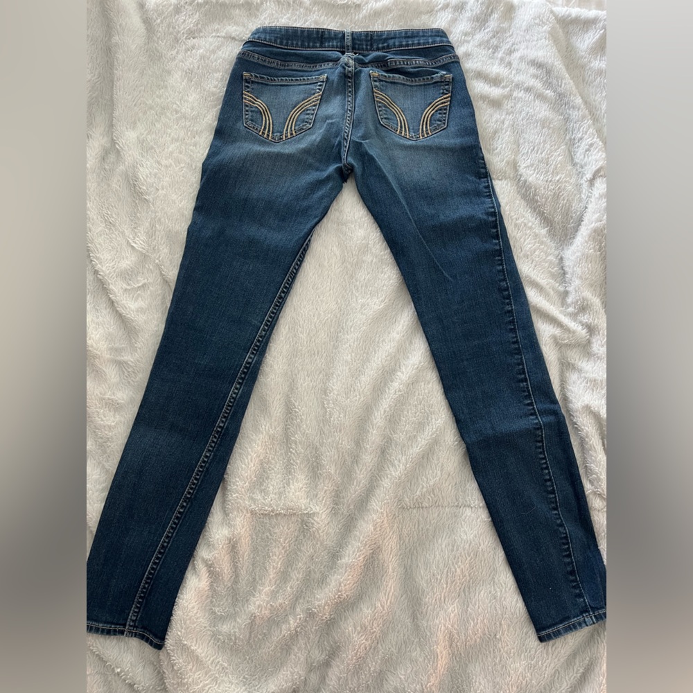 { hollister} Medium Wash Skinny Jeans Size 3R / 26x29 - Picture 3 of 4